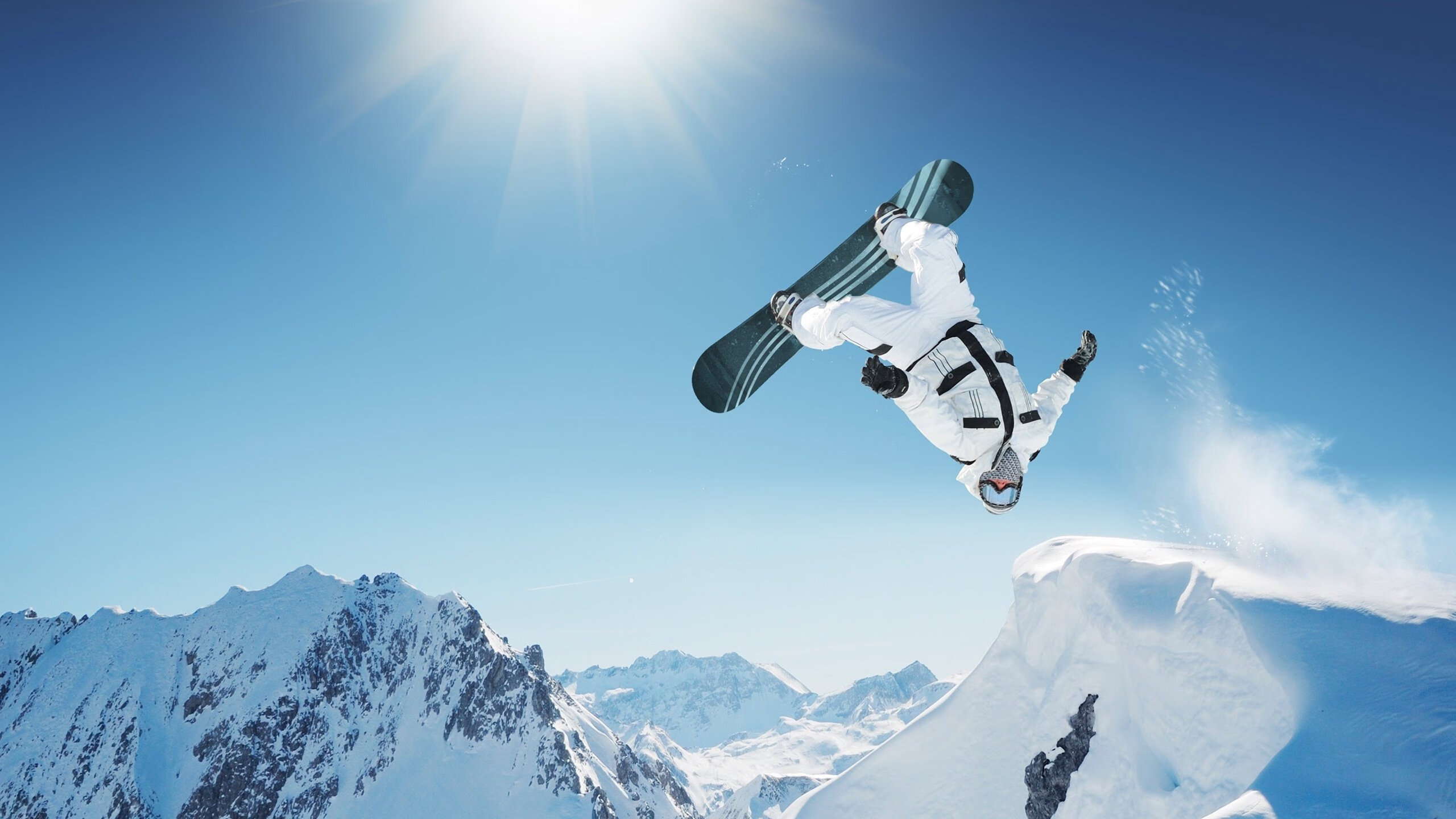 逆转与统治，当英格兰的绿茵奇迹遇见马龙的乒乓王座